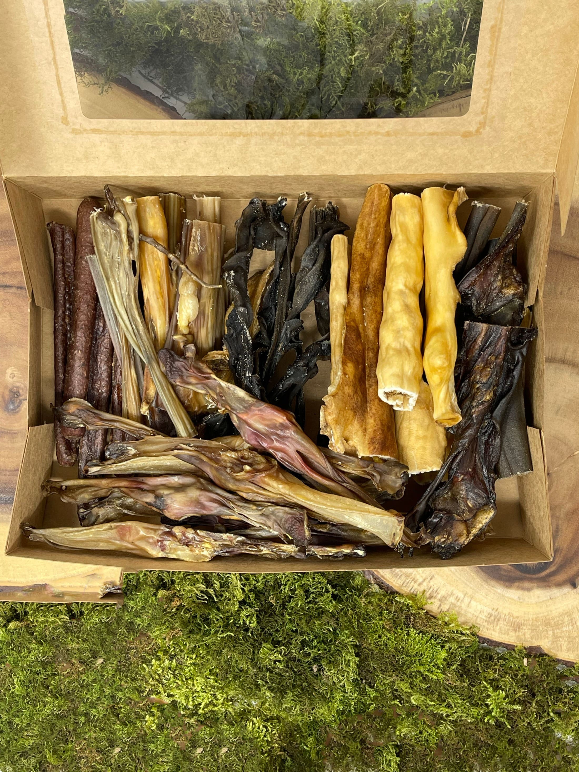 Natural Chews & Treats Box